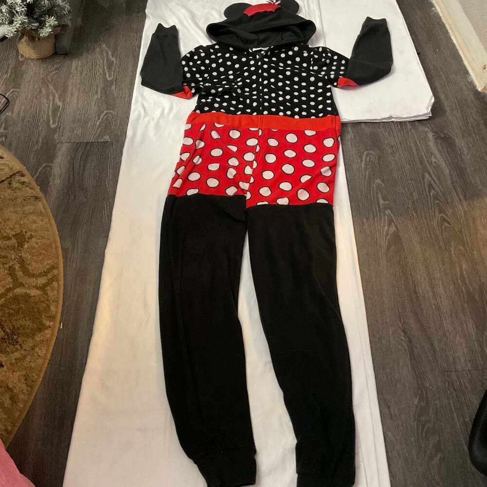 DISNEY Minnie Mouse Hooded Polka Dot Pajamas M Costume Halloween Holiday Sleep